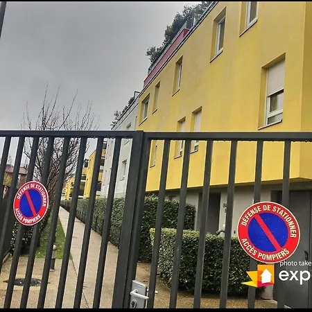 F2-55m2-10mm Paris-parking Souterrain-ideal Deplacements Professionnel /loisirs * Gennevilliers